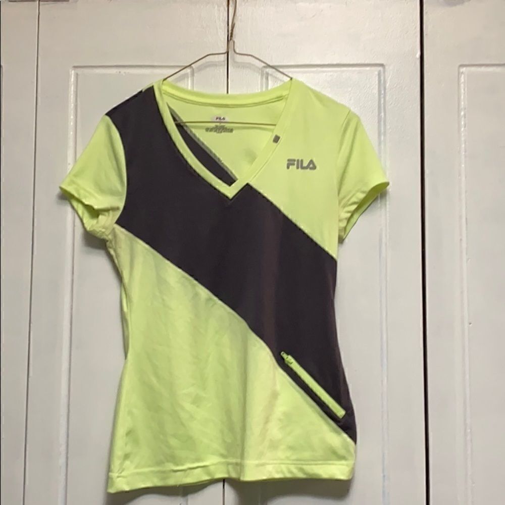 Fila short sleeve active top front zip Pocket XS